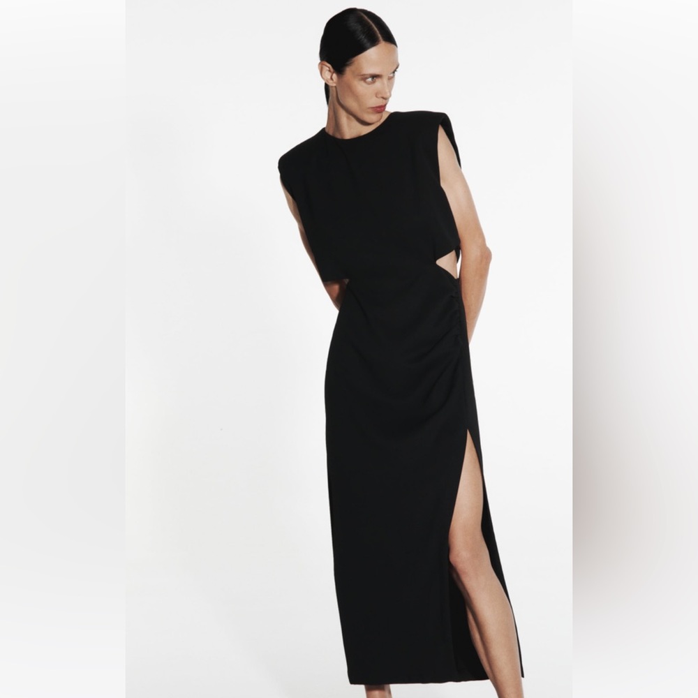 NWT CUT OUT MIDI DRESS